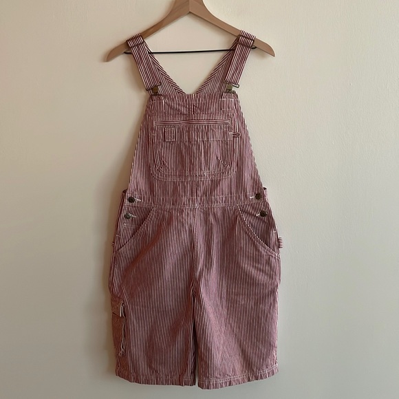 Duluth Trading Duluth Trading Company Red & White Stripe Overall Shorts. Size S - Picture 2 of 7